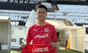 Ninh Bình FC chi 10 tỷ đồng mua Việt kiều 20 tuổi